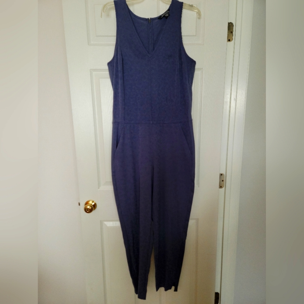 Athleta size 12 jumper